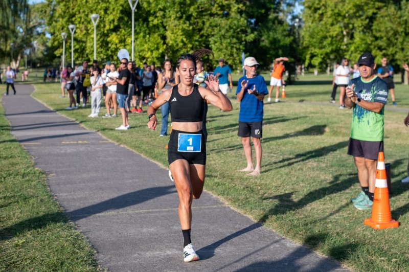 Cecilia Fern�ndez gan�, otra vez, la �Carrera de la Mujer�